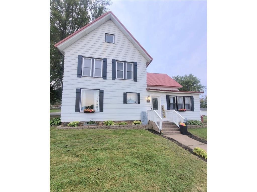 400 Oak Street Neillsville WI 54456 1595419 image1