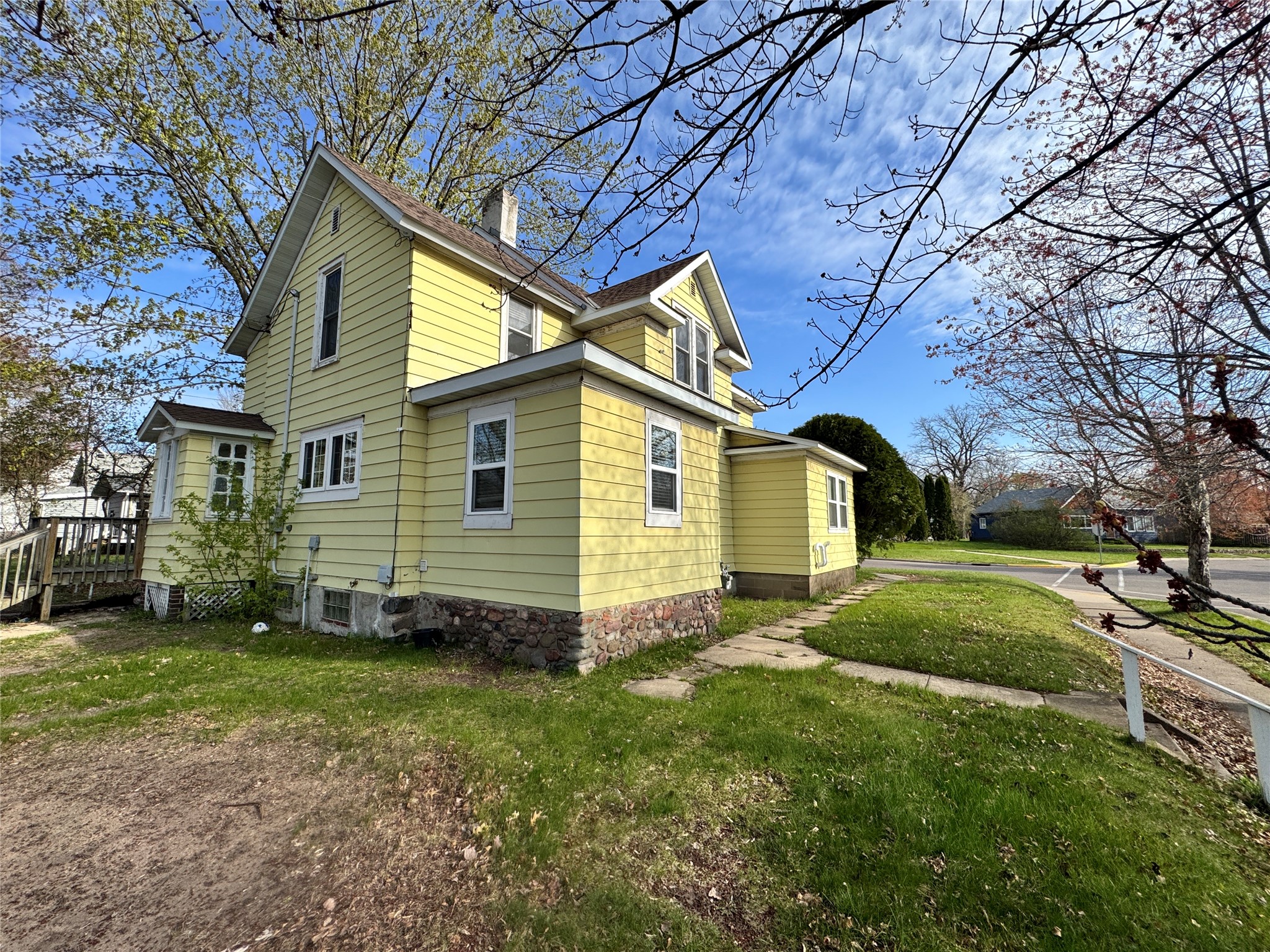 401 Elm Street Spooner WI 54801 1600987 image2