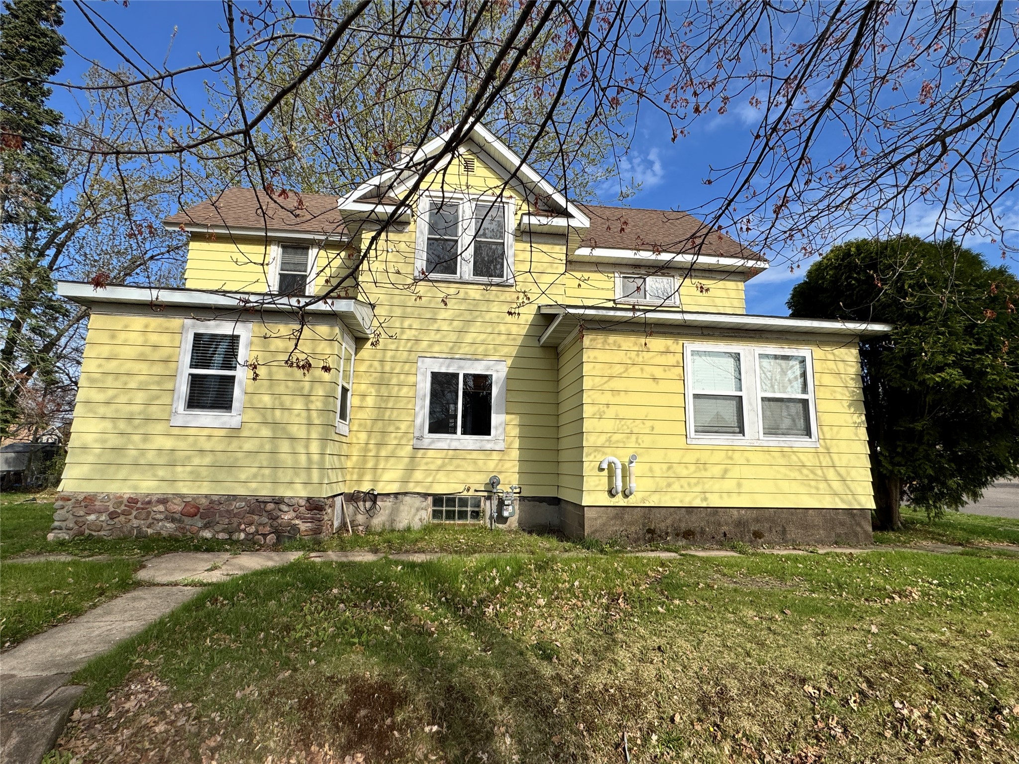 401 Elm Street Spooner WI 54801 1600987 image3