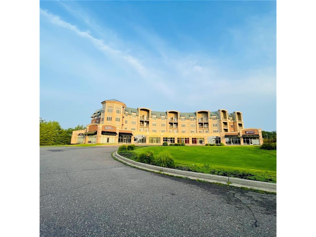 401 Pinnacle Way 311, Eau Claire, WI, 54701 MLS 1575301 Edina Realty