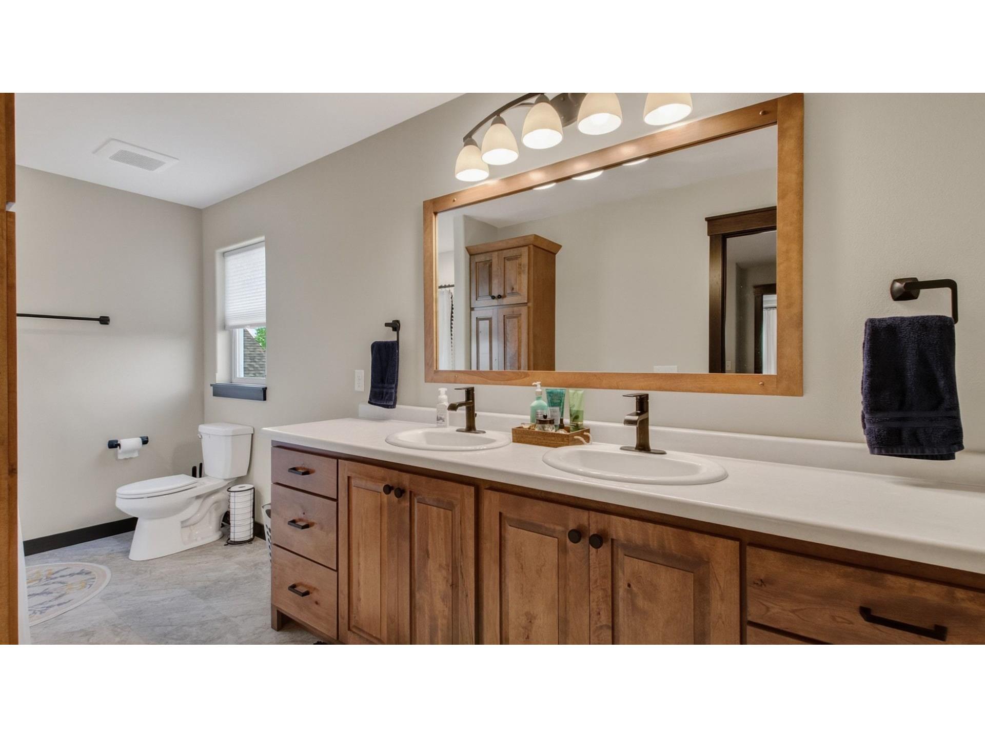 4020 John Hart Place Eau Claire WI 54703 1602386 image17