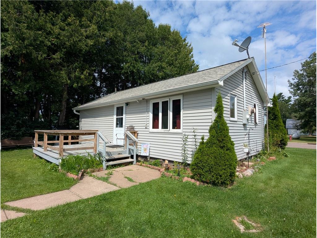 403 Amherst Avenue Hawkins WI 54530 1594797 image1