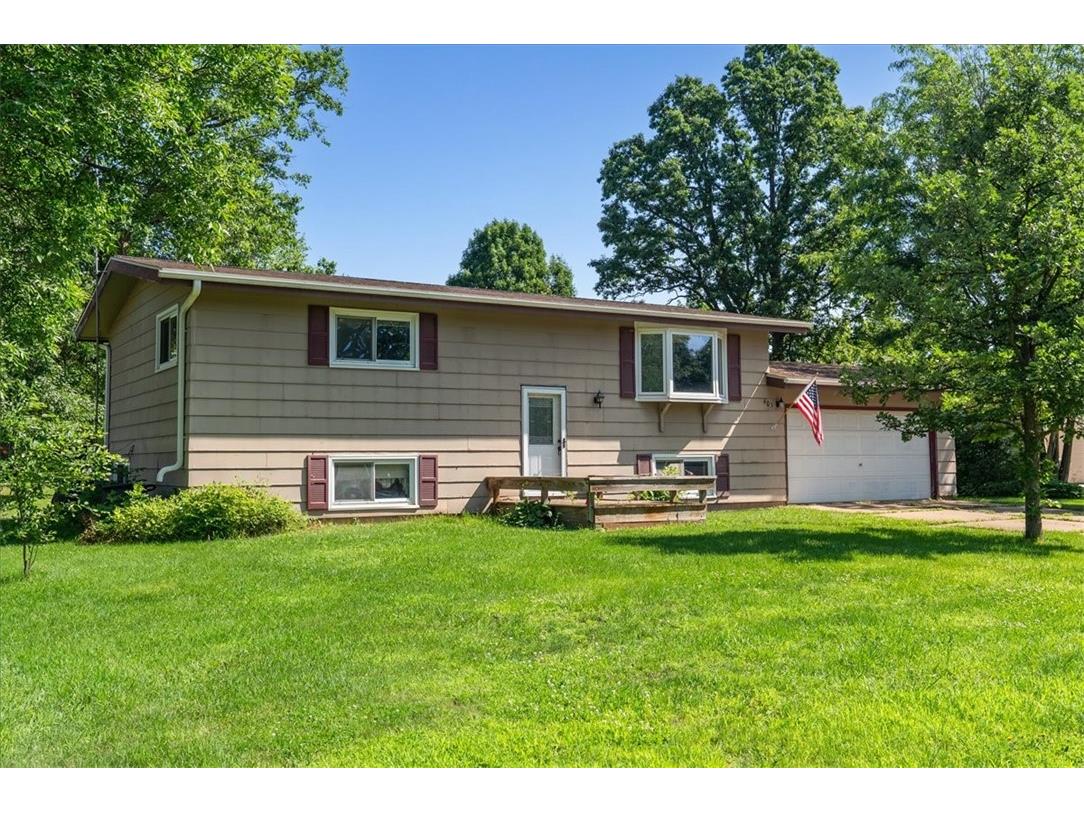 403 Walnut Drive Woodville WI 54028 1593265 image1