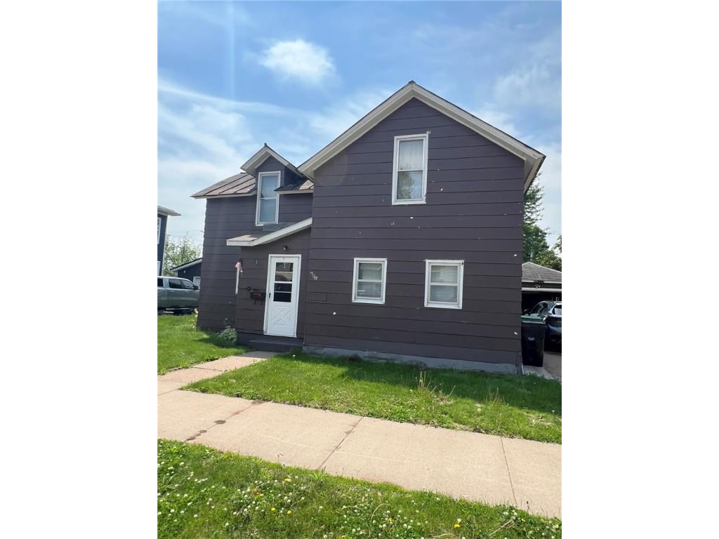 405 W Cedar Street Chippewa Falls WI 54729 1592365 image1