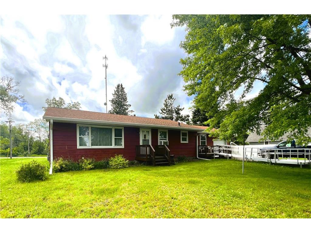 405 W Summit Avenue, Ladysmith, WI, 54848 MLS 1582591 Edina Realty