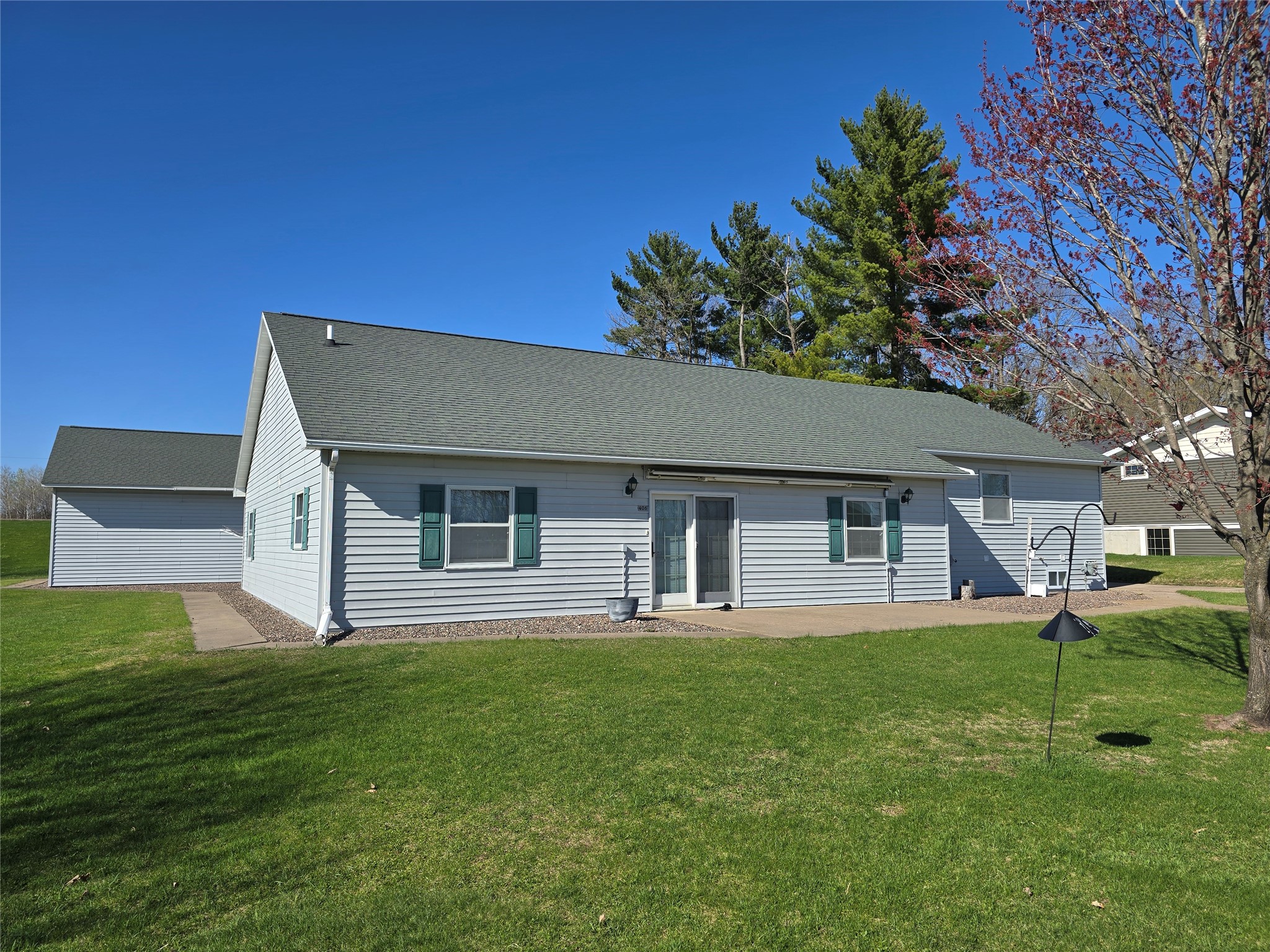 406 W Dell Street New Auburn WI 54757 1600523 image1