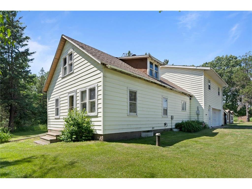 407 270th Avenue Cumberland WI 54829 1566043 image1