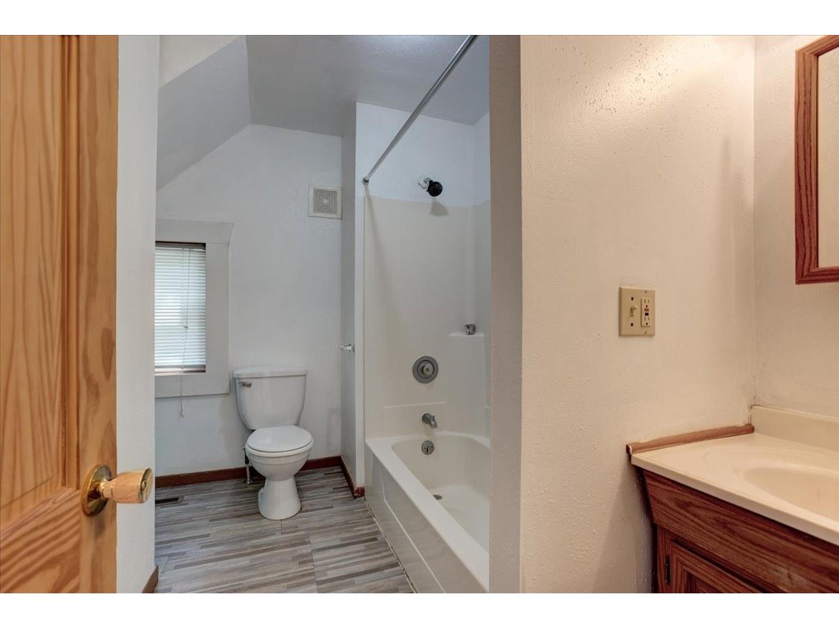 408 18th Avenue E #1 Menomonie WI 54751 1603009 image19