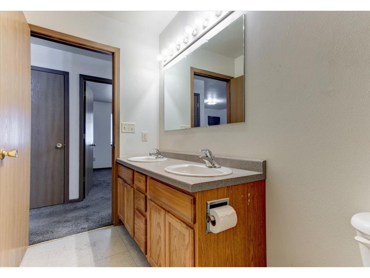 408 18th Avenue E #1 Menomonie WI 54751 1603009 image26