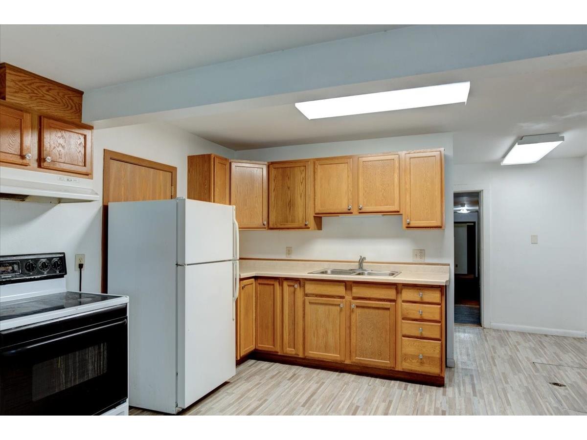 408 18th Avenue E #1 Menomonie WI 54751 1603009 image9