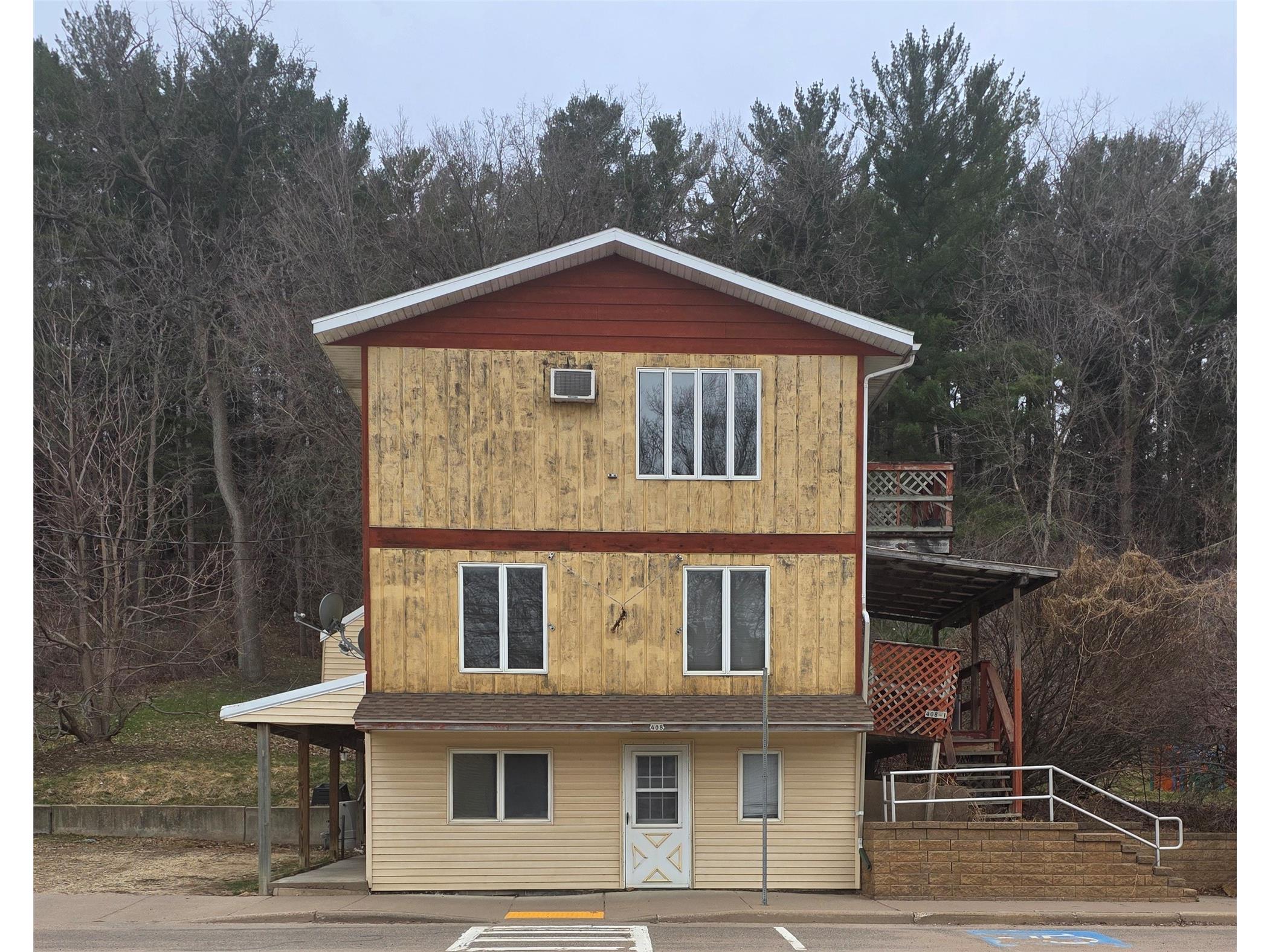 408 Main Street #1-3 Plum City WI 54761 1600537 image1