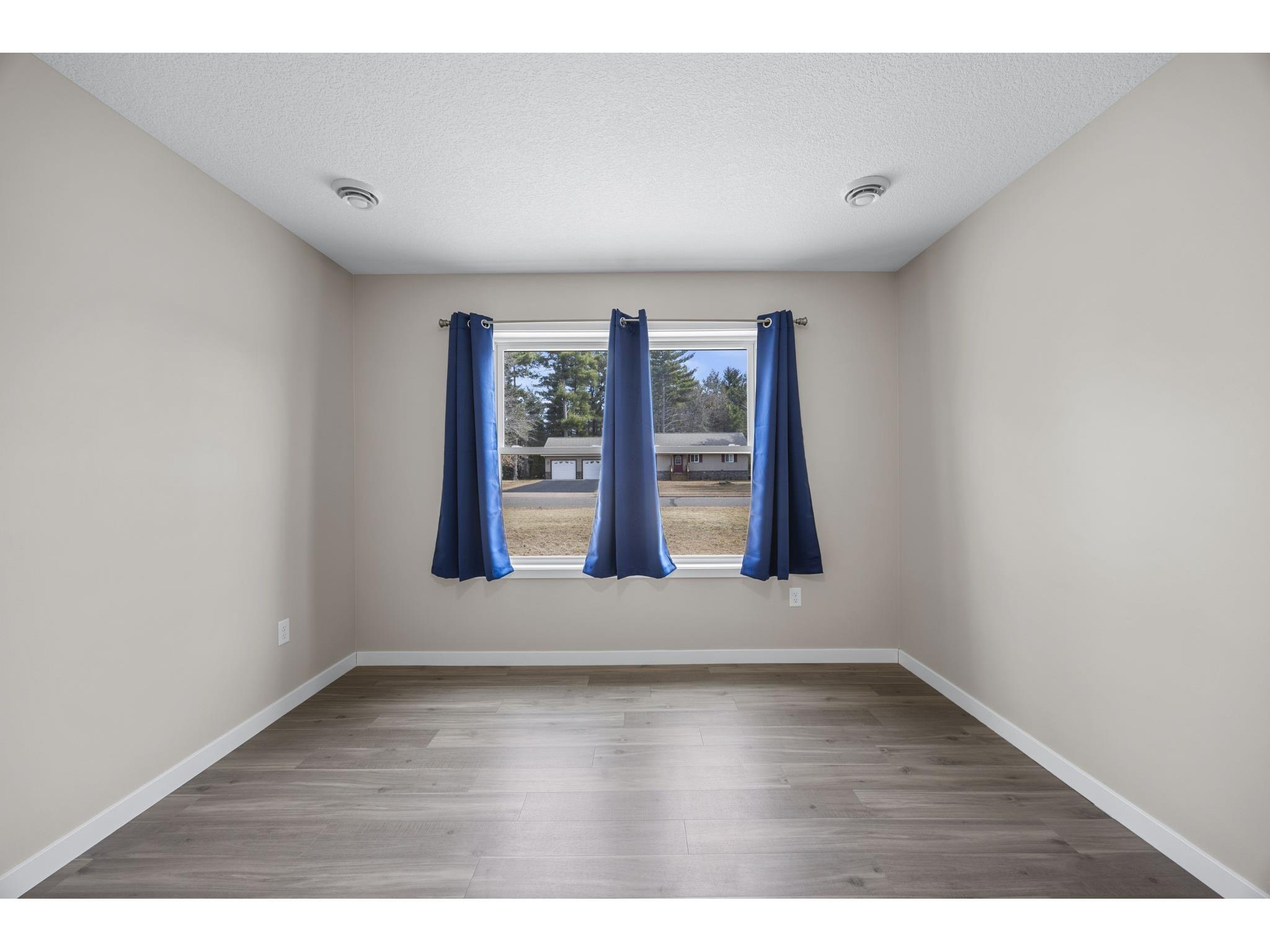 409 N Russell Street Grantsburg WI 54840 1599717 image21