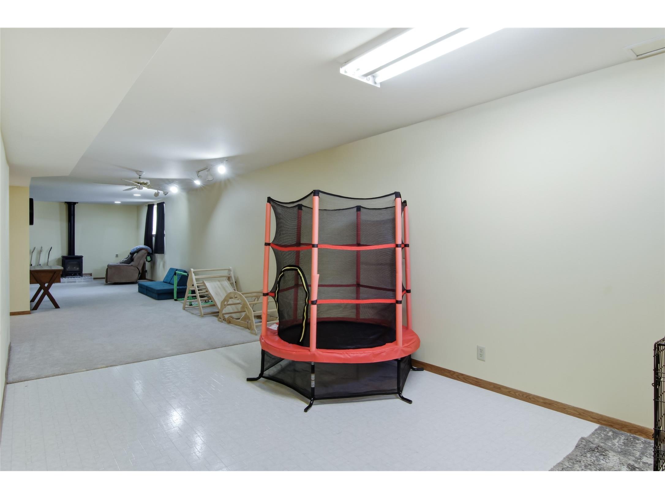 411 21st Street NE Menomonie WI 54751 1599638 image29