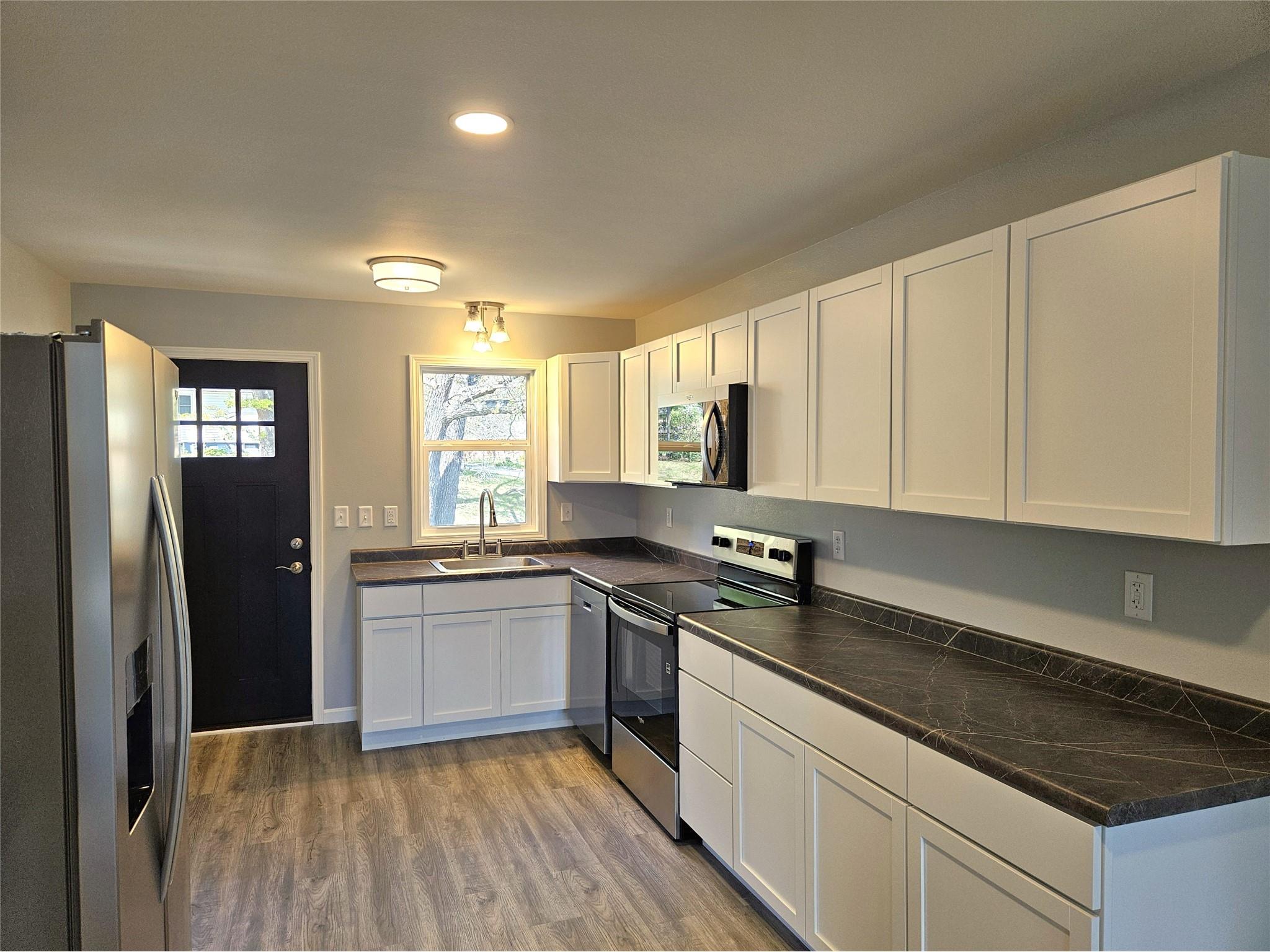411 Poplar Street Spooner WI 54801 1601458 image10