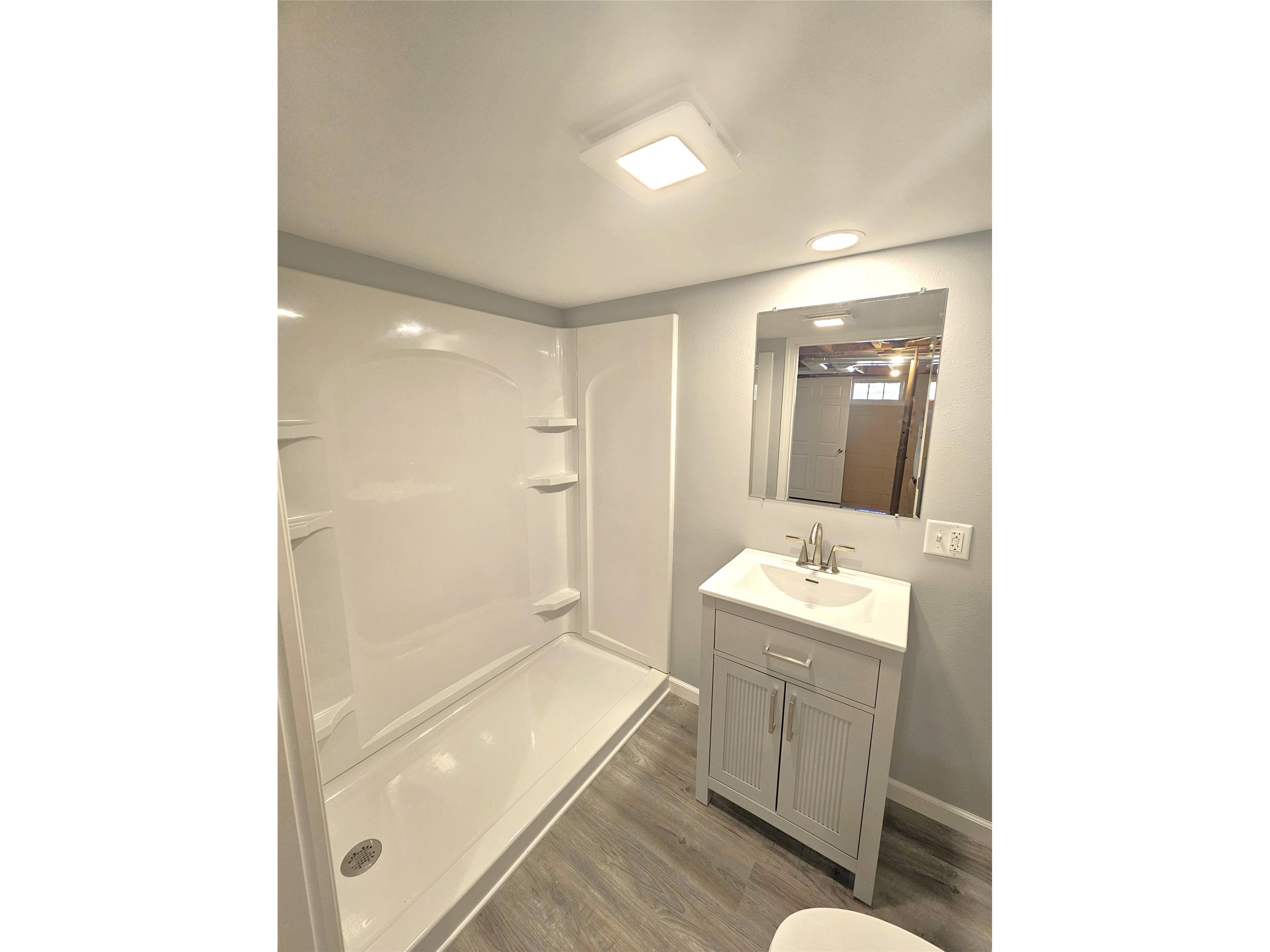 411 Poplar Street Spooner WI 54801 1601458 image28
