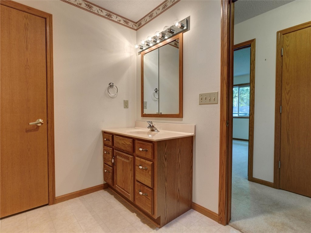 412 Lee Street #A Durand WI 54736 1597371 image12