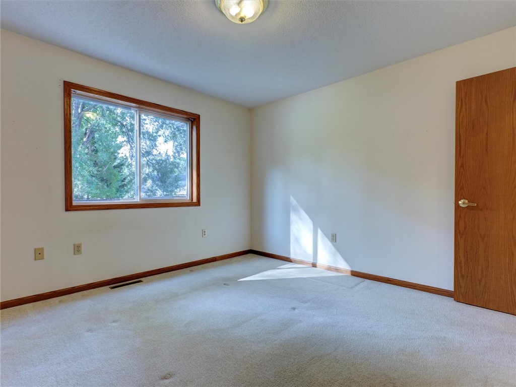 412 Lee Street #A Durand WI 54736 1597371 image15