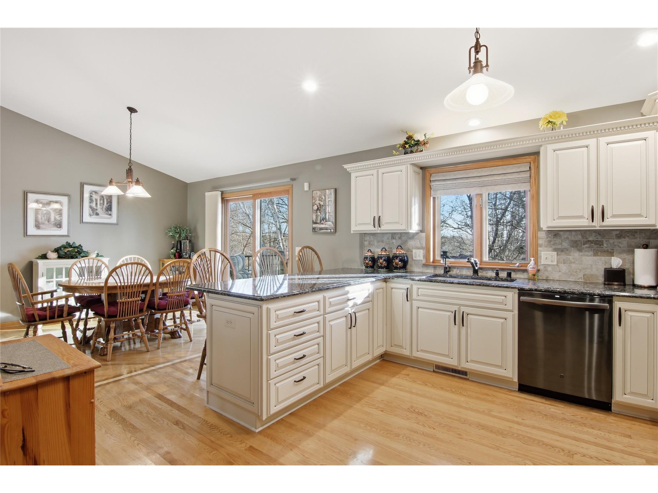 4125 Birch Crest Lane Eau Claire WI 54701 1600636 image10