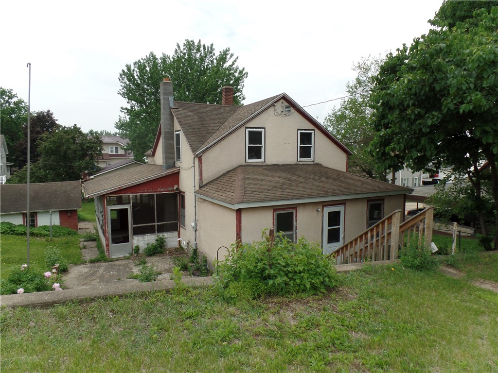 413 4th Avenue E Durand WI 54736 1592406 image1