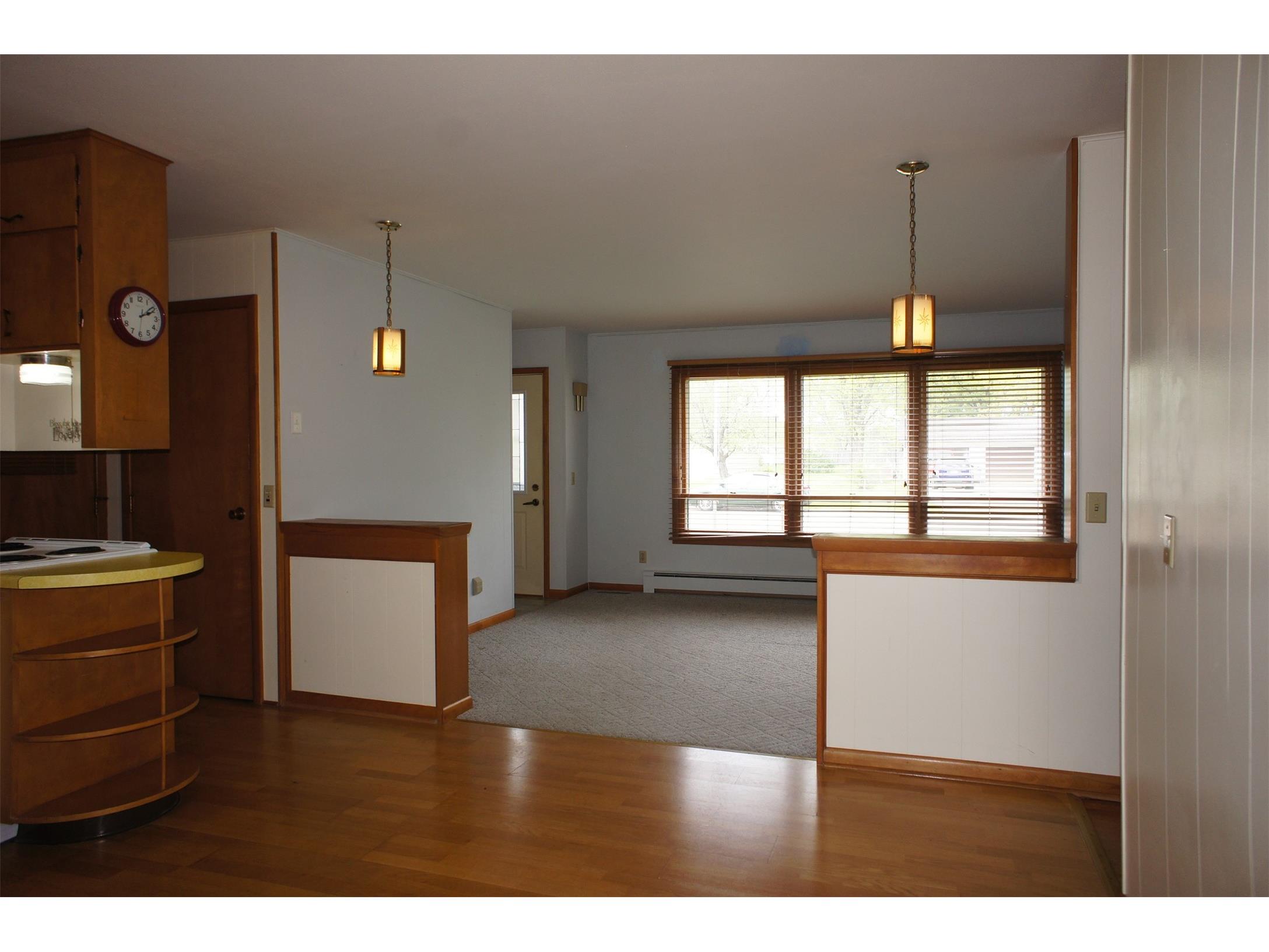 413 W Vine Street Mondovi WI 54755 1600768 image10