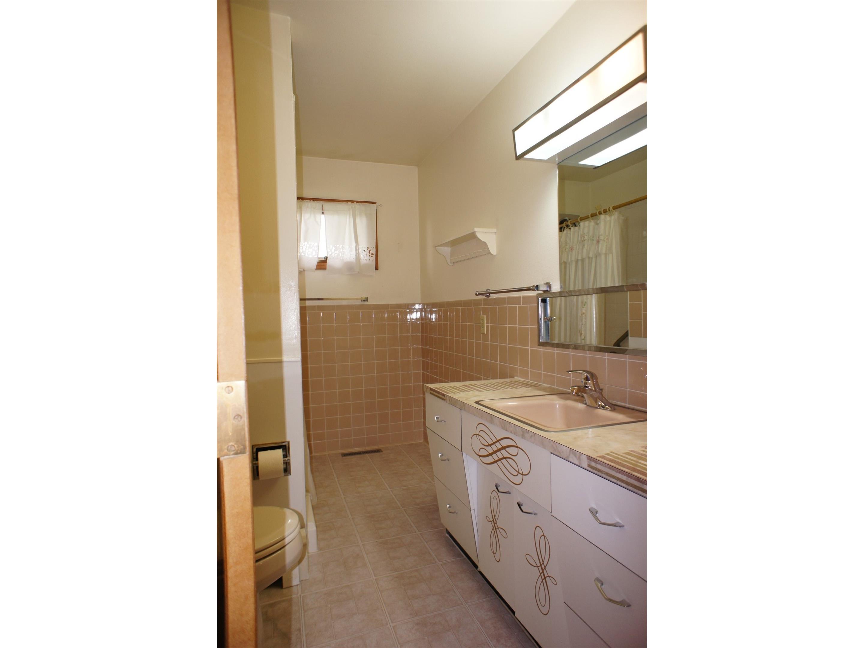 413 W Vine Street Mondovi WI 54755 1600768 image15