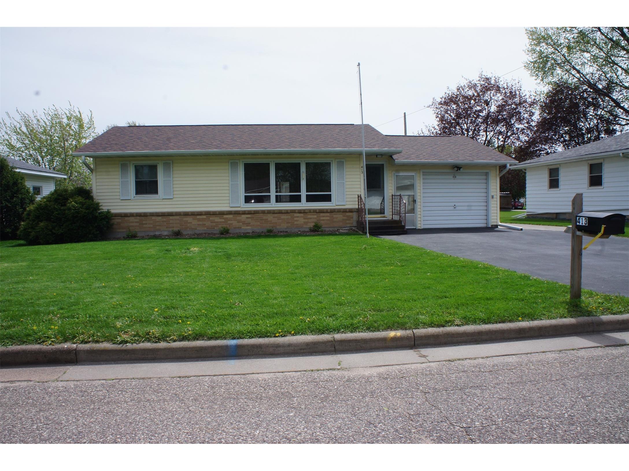 413 W Vine Street Mondovi WI 54755 1600768 image2