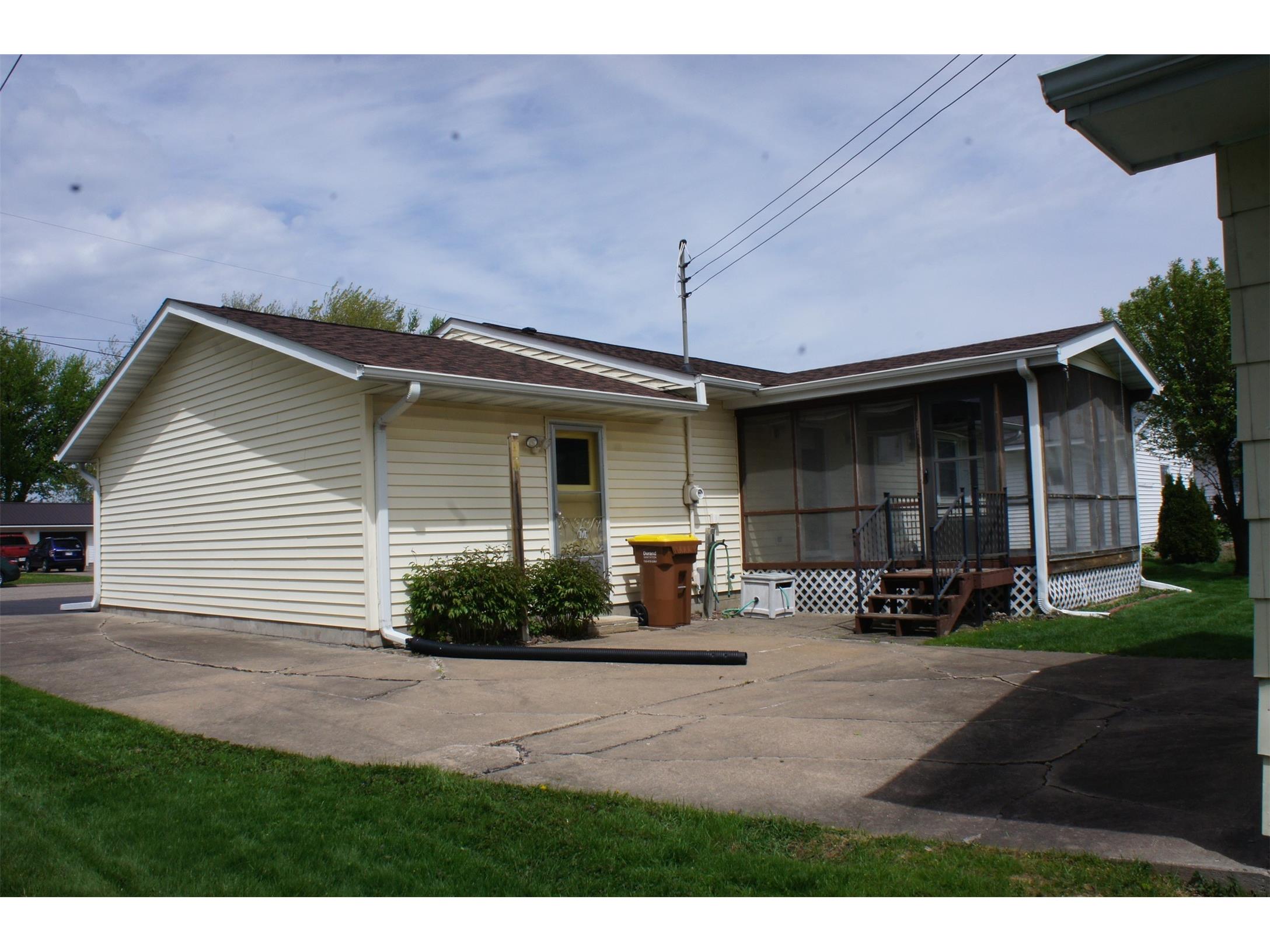 413 W Vine Street Mondovi WI 54755 1600768 image4