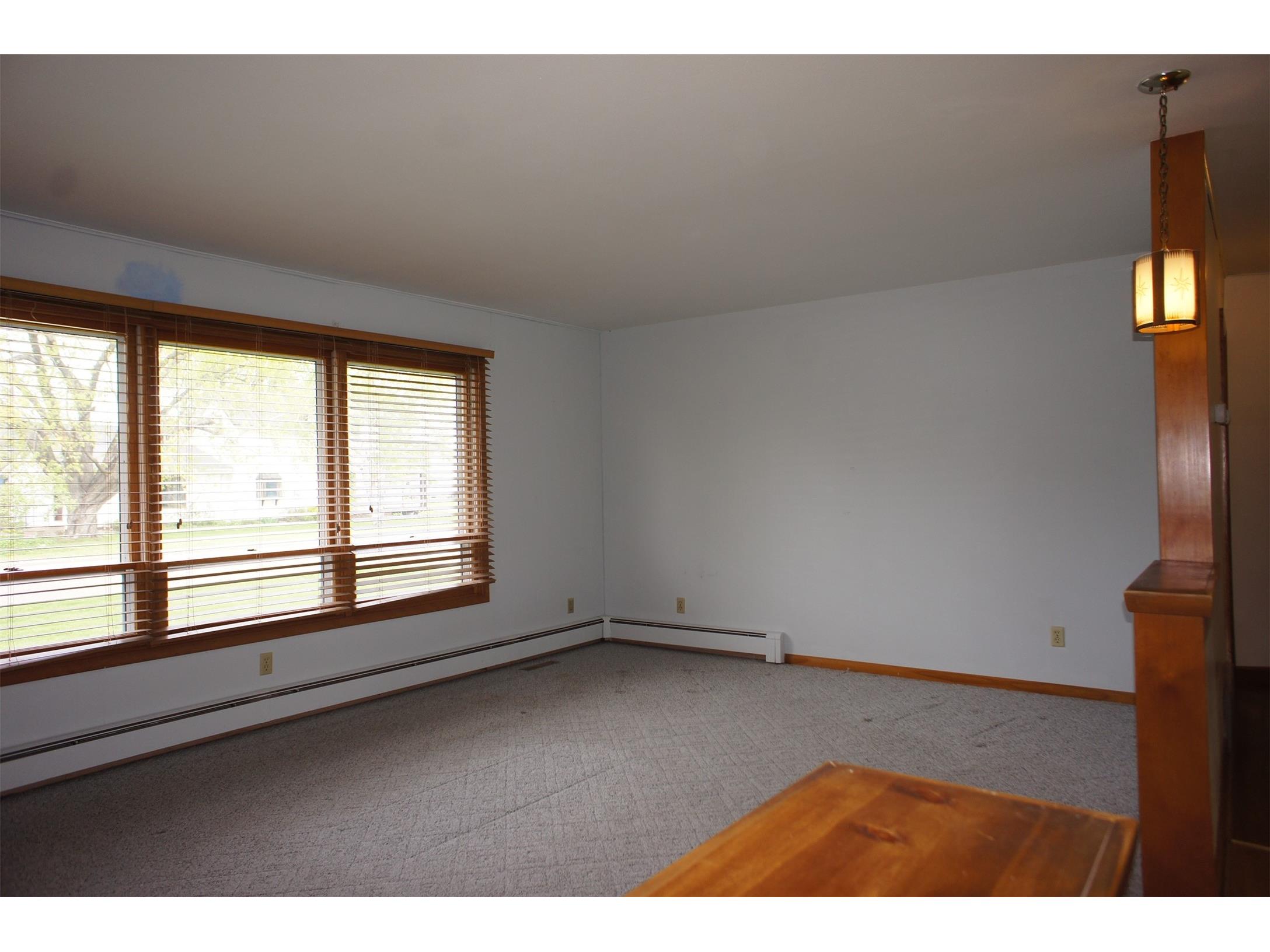 413 W Vine Street Mondovi WI 54755 1600768 image7