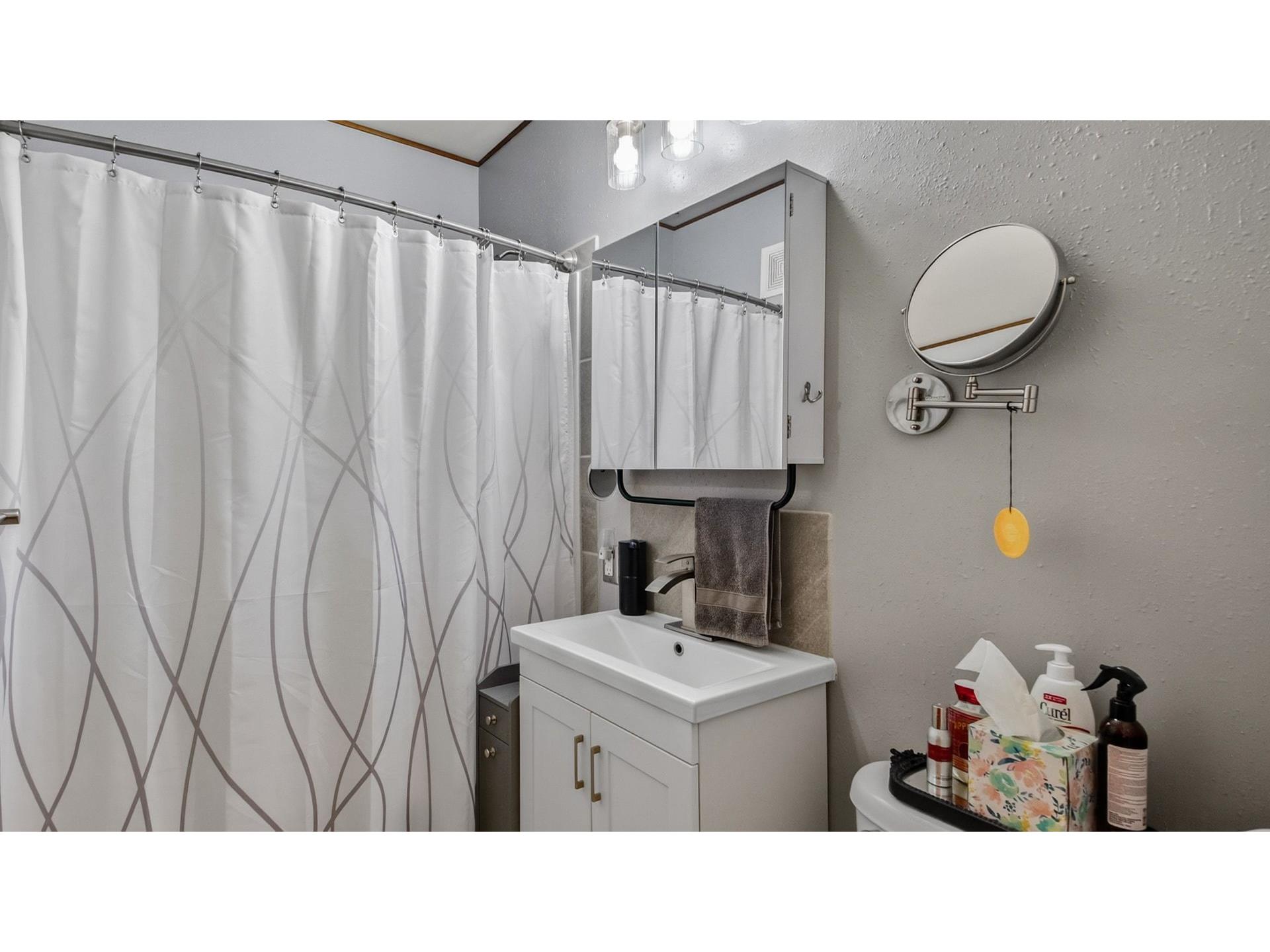 415 E Stanley Street Thorp WI 54771 1602523 image16