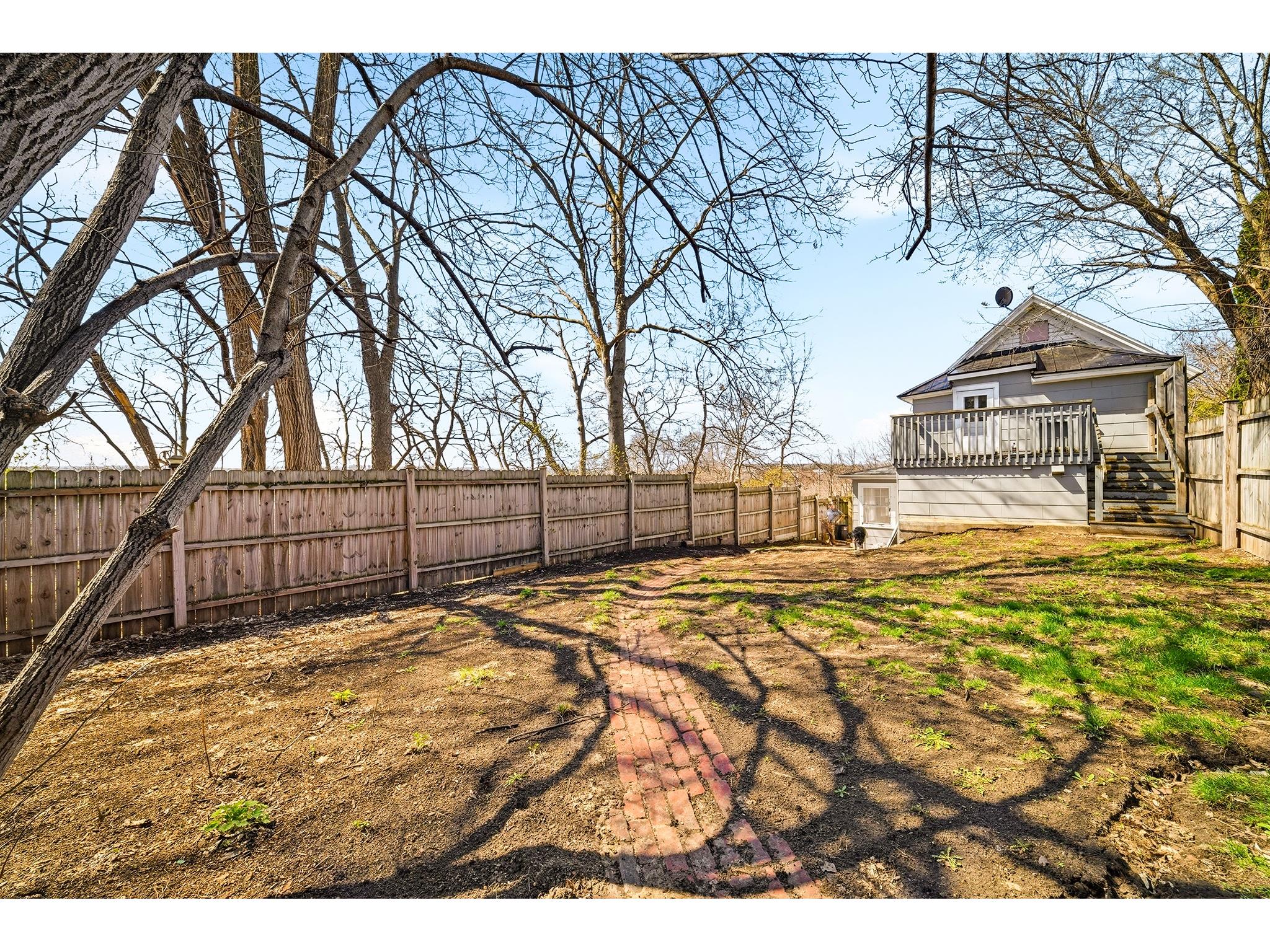 415 N Dewey Street Eau Claire WI 54703 1600039 image21