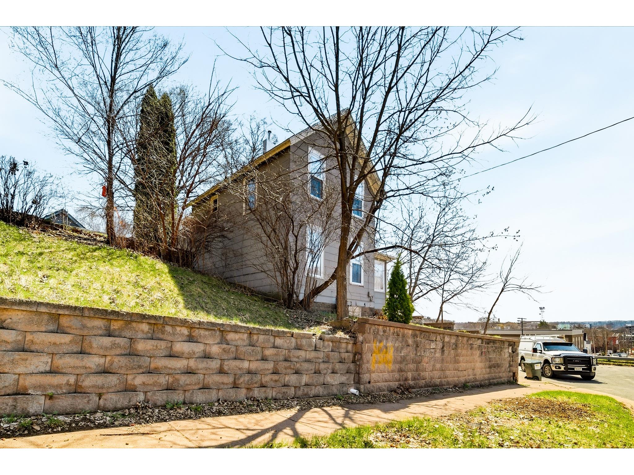 415 N Dewey Street Eau Claire WI 54703 1600039 image3