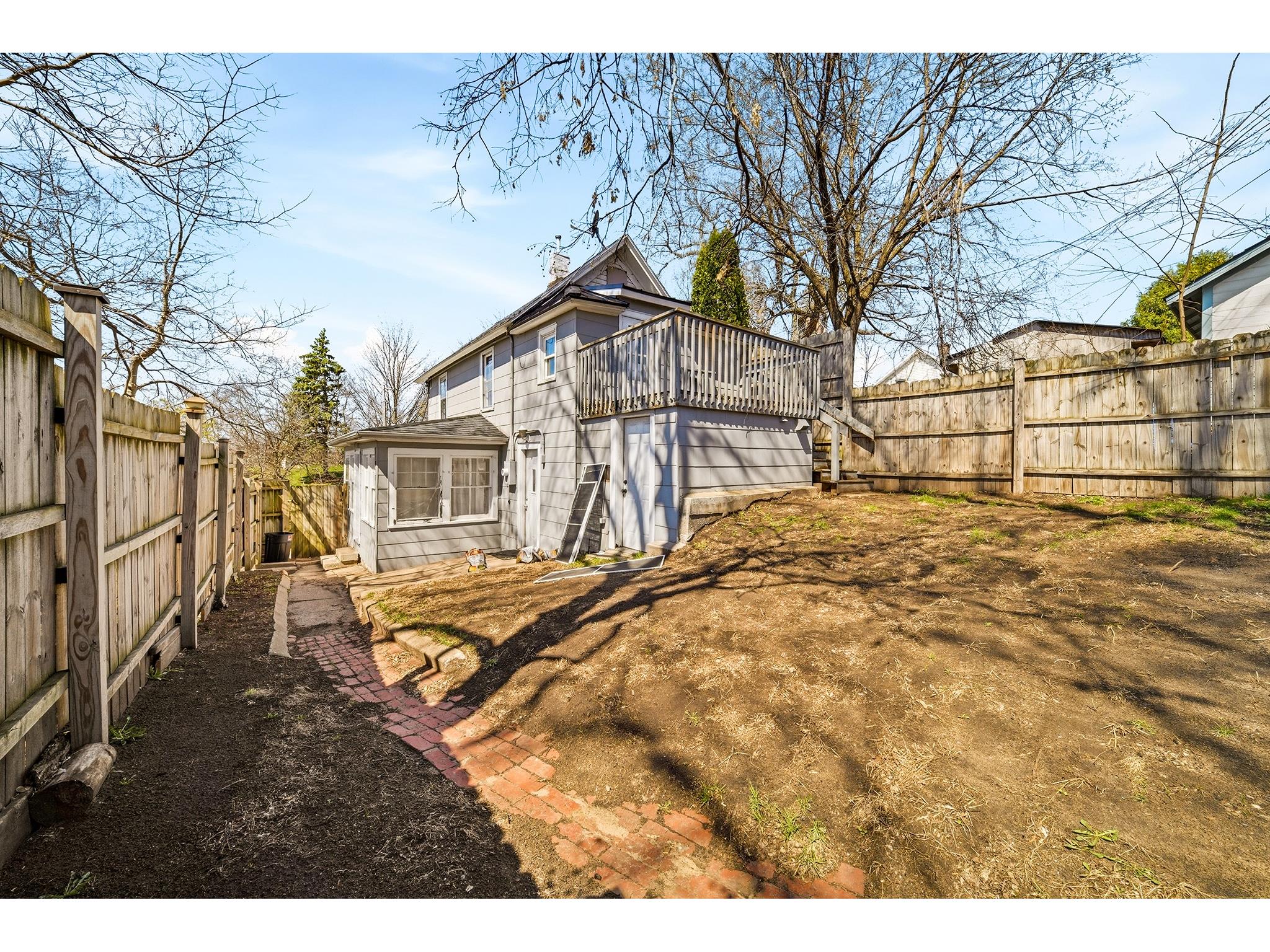 415 N Dewey Street Eau Claire WI 54703 1600039 image4