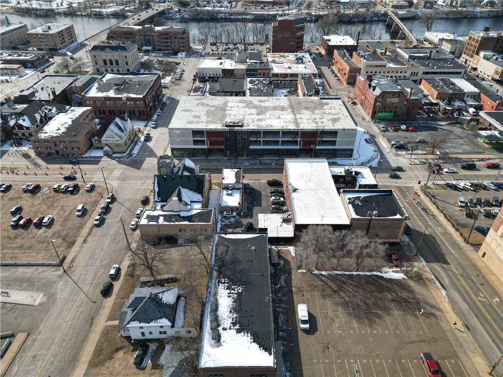 415 S Farwell Street, Eau Claire, WI, 54701 MLS 1579672 Edina Realty