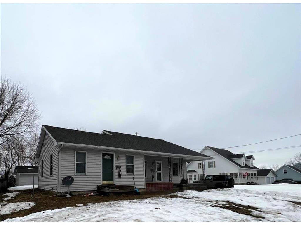 417 Lake Avenue Ladysmith WI 54848 - Flambeau 1571971 image1