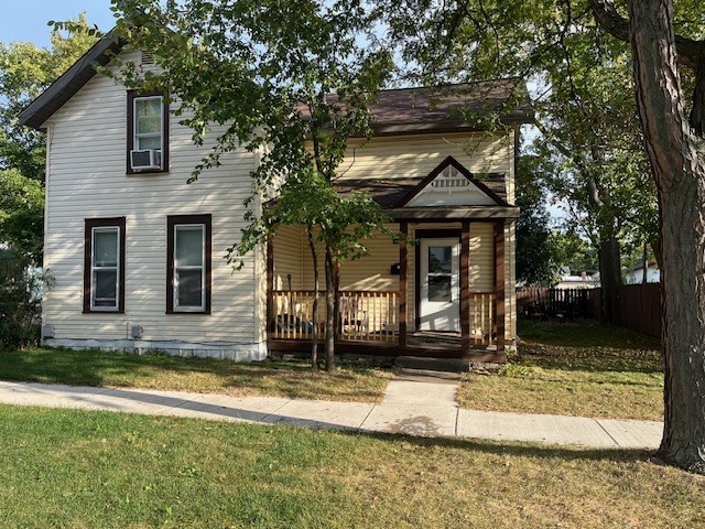 417 Marston Avenue #1 Eau Claire WI 54701 1585954 image1