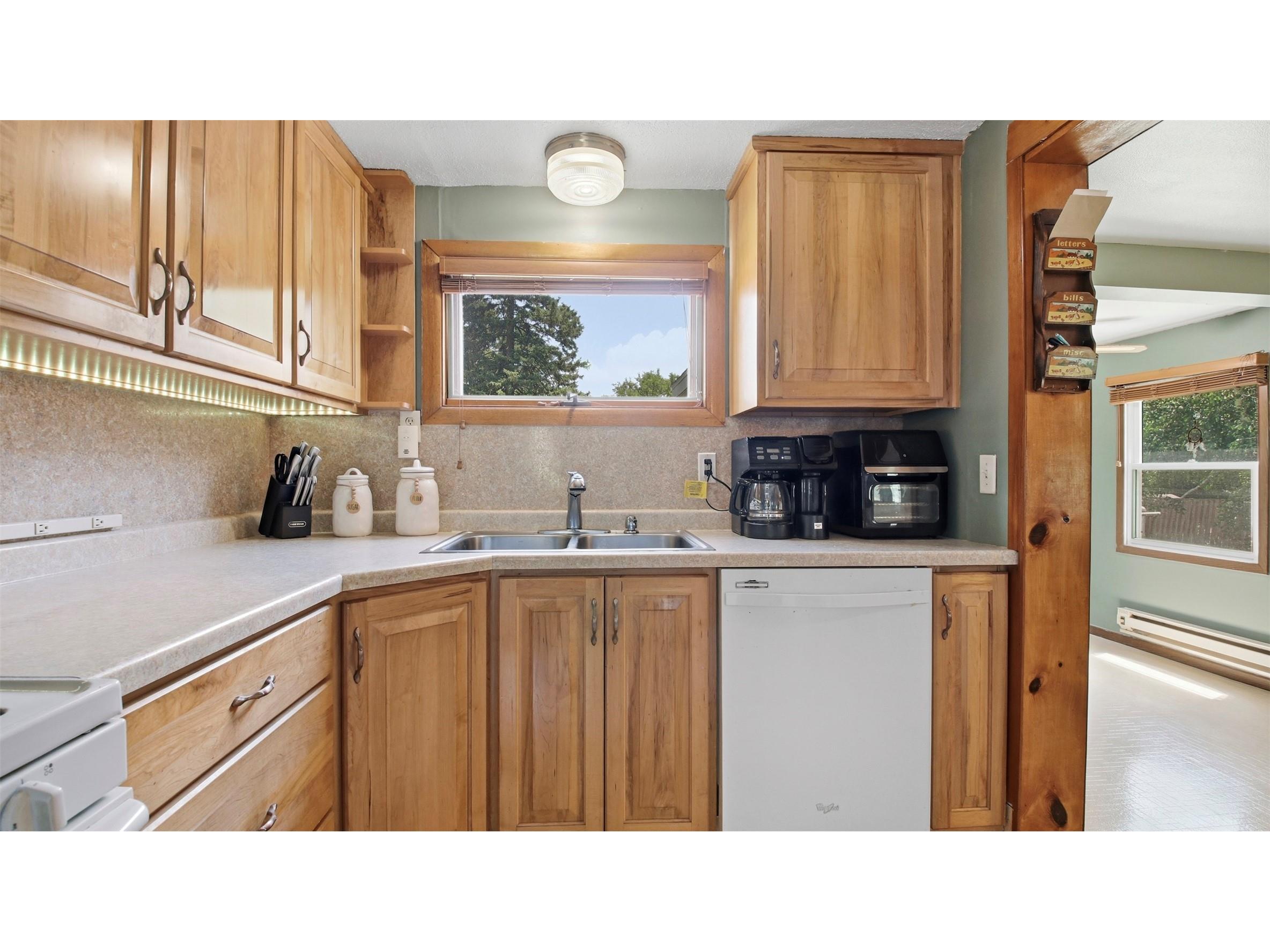 417 S 7th Street Cameron WI 54822 1602982 image10