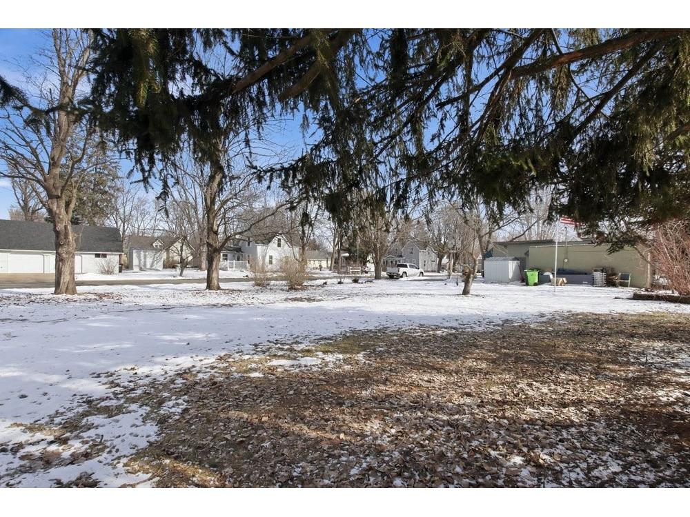420 E Elm Avenue E Menomonie WI 54751 1598660 image3