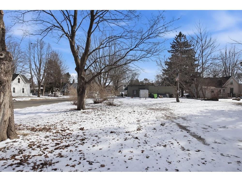 420 E Elm Avenue E Menomonie WI 54751 1598660 image4