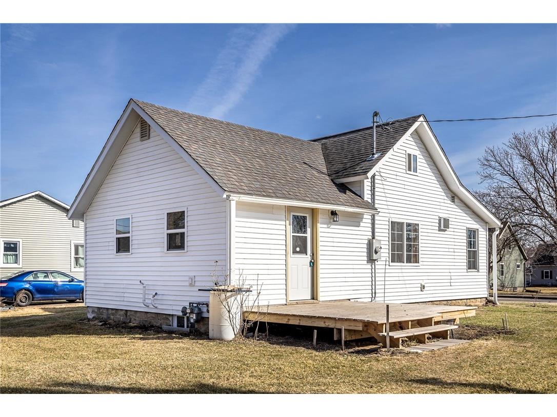 420 W 1st Street Blair WI 54616 1589933 image1