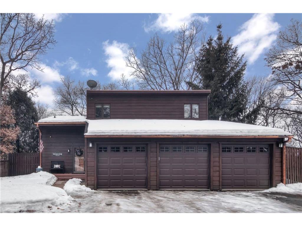 4208 Woodridge Drive Eau Claire WI 54701 1571170 image1