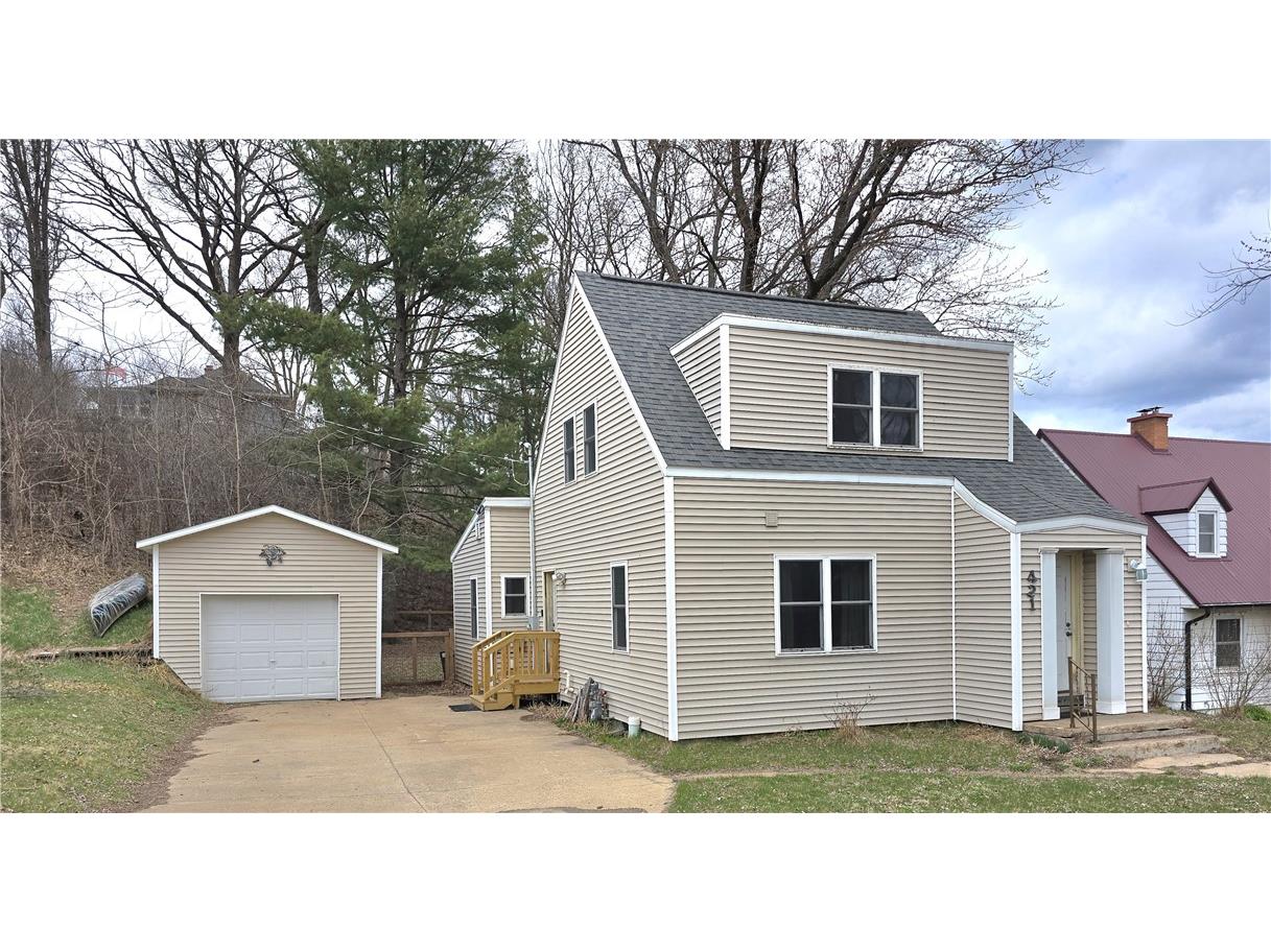 421 Pierce Street Black River Falls WI 54615 1590563 image1