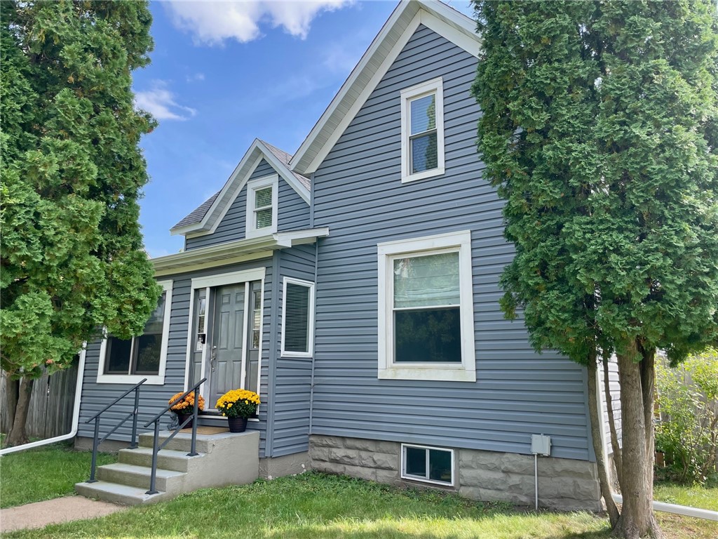 422 12th Avenue W Menomonie WI 54751 1595649 image1