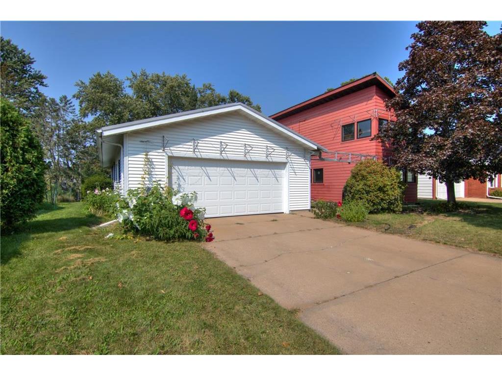 422 E Tyler Avenue Eau Claire WI 54701 1583606 image1