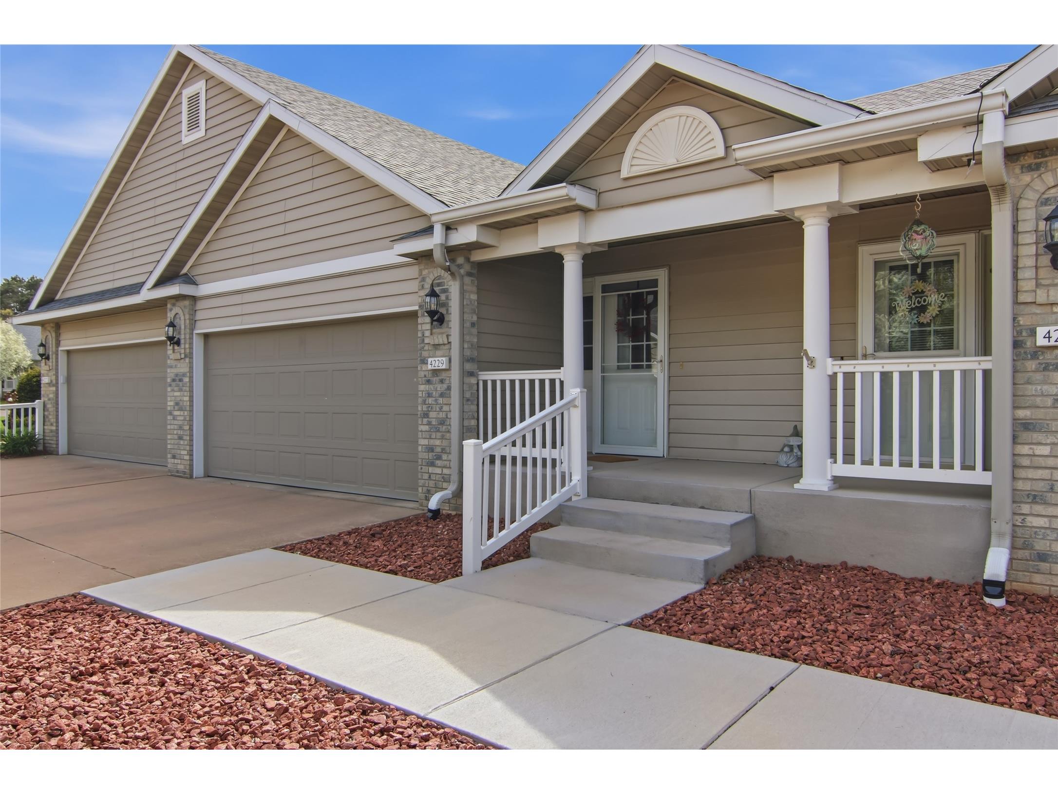 4229 Mill Ridge Circle Eau Claire WI 54703 1600823 image1