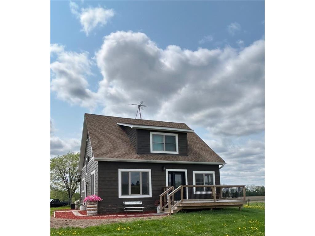 423 30th Street Clear Lake WI 54005 1573398 image1