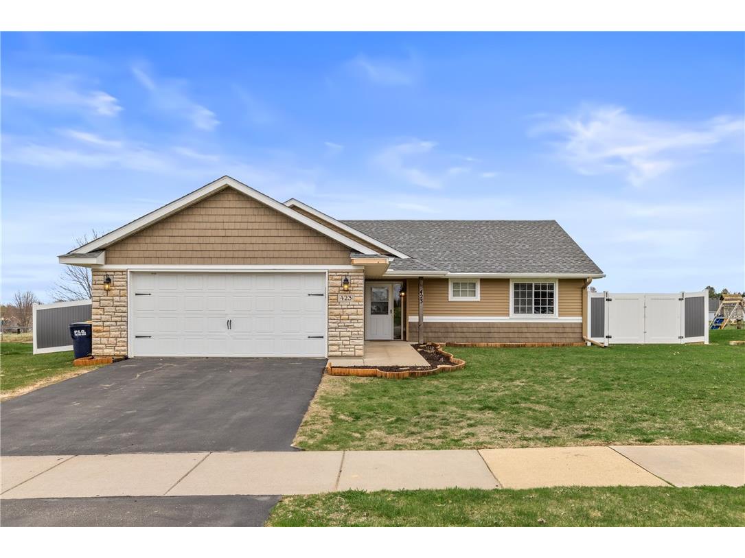 423 Overlook Drive Ellsworth WI 54011 1590825 image1