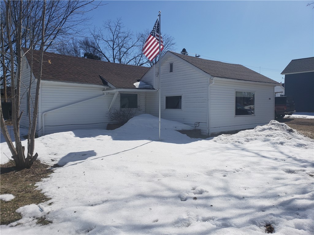 424 N Maple Street Cadott WI 54727 1571454 image1
