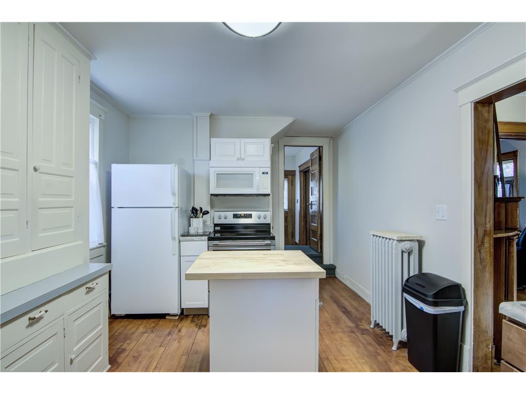 425 Broadway Street Eau Claire WI 54703 1597094 image18