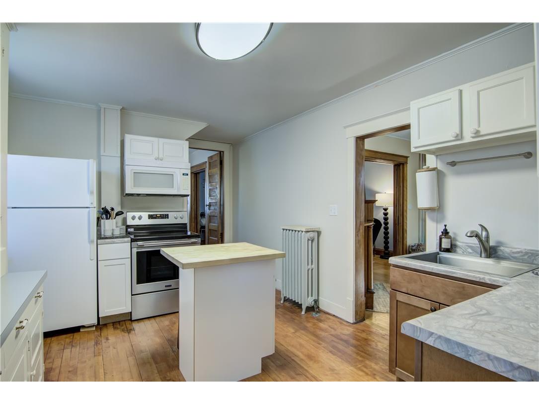 425 Broadway Street Eau Claire WI 54703 1597094 image19