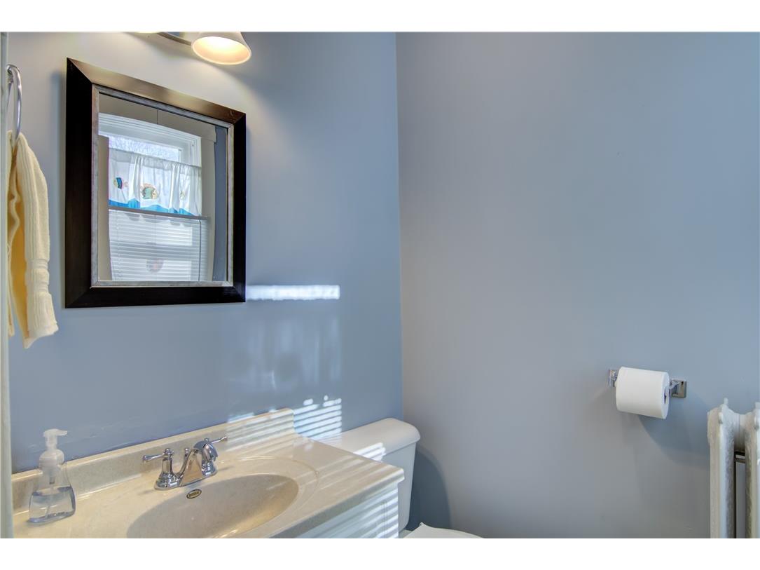 425 Broadway Street Eau Claire WI 54703 1597094 image26